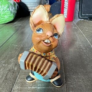 VINTAGE PENDELFIN Shanty Rabbit Playing Accordion Figurine